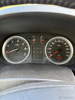 Renault Thalia 1.2 (2010) - 10