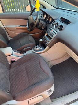 Peugeot 308 Hatchback Automat 1.6 16V VTi - 10