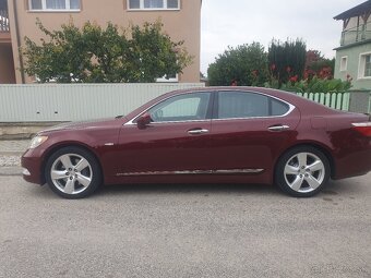 Predám Lexus LS460 - 10