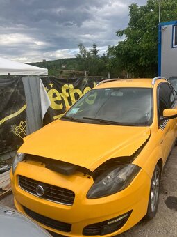 Fiat croma rozpredám na diely ponúkam aj servis - 10