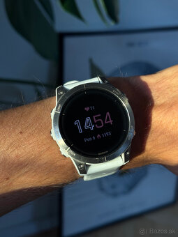 Predám Garmin Epix Pro (Gen2) - 47 mm Sapphire Titanium - 10