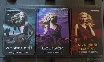 Knihy , fantasy, serie, mix zanrov - 10