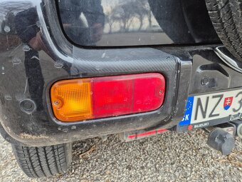 Suzuki JIMNY r.v. 2013, 58 080 km, čierna metalíza - 10