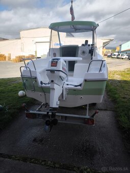 Motorový cln Oravan 445 - 10