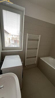 Ponúkame na predaj 1-izbový byt o rozlohe 44,56m2 s vlastný - 10