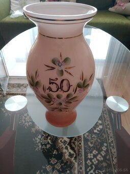 Sklenené a porcelánové vázy - 10