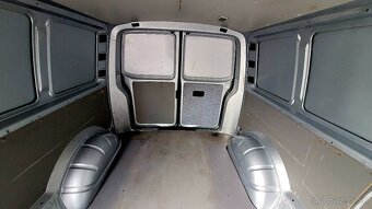 Volkswagen Transporter T5 2.0 TDI-84 kw Long verzia - 10