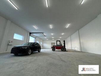 Exkluzívne murované haly na predaj v KN 1 000 m², výška 5 m - 10