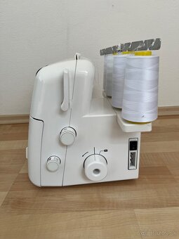Overlock Brother 4234D - 10