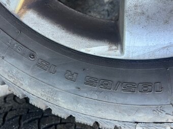 elektróny R15 5x112 s zimnými pneumatikami - 10