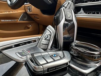 🔥 BMW 750Li xDrive INDIVIDUAL V8 MAX VÝBAVA 🔥 - 10