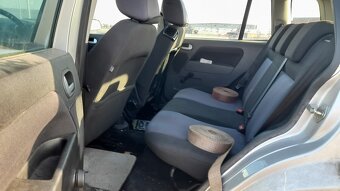 Ford fusion - 1,4 TDCI  Rok  2008 - 10