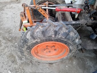 Zadna naprava a hydraulika - 10