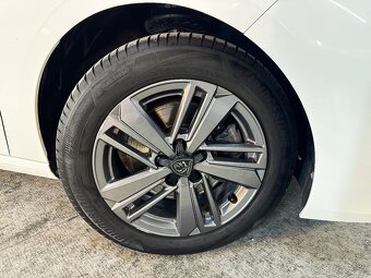 Peugeot 308 SW 1.5 BlueHDi EAT8, r.v. 2022 - 10