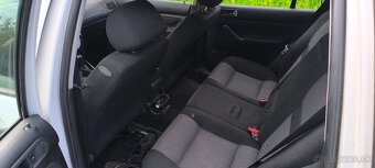 Predam volkswagen golf 4 combi 1.9 tdi 66kw - 10