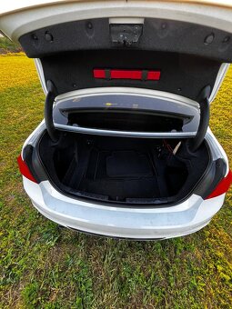 BMW 320d (F30) - 10