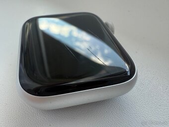 Apple Watch SE 1 generácie - 10