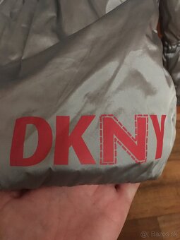 DKNY originál damska metalická bundicka S - 10