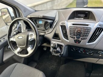 Ford Tourneo Custom - 10
