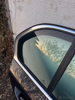 Zadné dvere Superb 2 sedan - 10