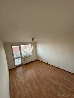 Predam 4 izbovy byt - 10