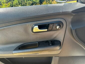 Seat Ibiza 1.2 benzín - 10