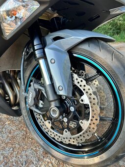 Kawasaki ZX636 2019 - 10