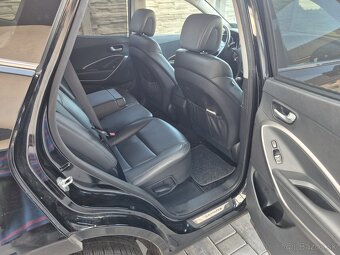 Predám Hyundai Santa Fe 2.2 CRDi 4WD Premium - 10