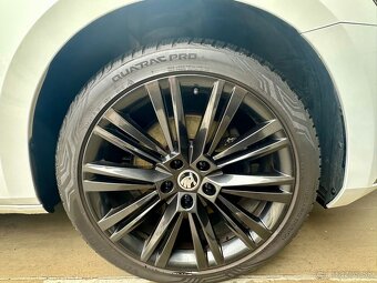 Škoda Superb Combi L&K 2.0 TDI 140kW WEBASTO - 10