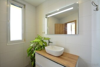 Na predaj 3 - izbový byt Poprad, ulica Letná s balkónom a vý - 10
