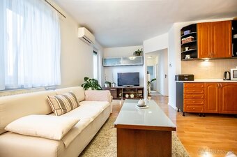 ENERGICKÝ 3 IZB. BYT S BALKÓNOM V TICHEJ ČASTI TRNAVY - 10