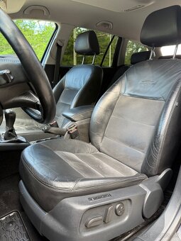 Škoda Octavia 2 Laurin & Klement 2.0 TDI - 10