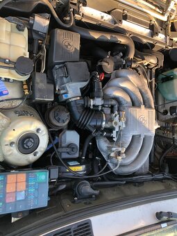 BMW E30 325i výmen za karavan - 10