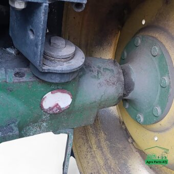 Náhradné diely pre John Deere 6520 - 10