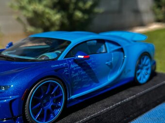 Henson Heaven / Bugatti Chiron ĹUltime 1/18 HH - 10
