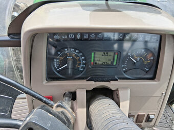 Predám John Deere - 10