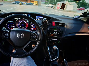 Honda Civic 2.2 i-DTEC - 10