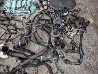 PREDAM MOTOR 1.6 tdi 81 kw - 10
