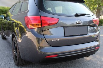 Kia cee'd 1.6 CRDi SW - 10