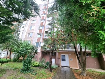 Zariadený 1 izbový byt ihneď k nasťahovaniu  - 10