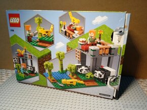 21158 LEGO Minecraft The Panda Nursery - 10