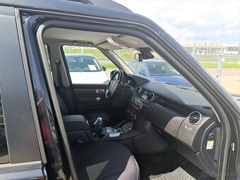 Land Rover Discovery 3.0 TDV6 SE - 10
