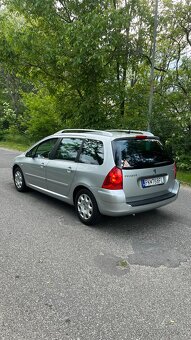Peugeot 307 SW - 10