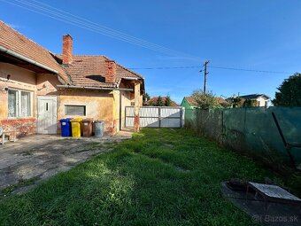 Rodinný dom s veľkým pozemkom v obci Mýtna Nová Ves - 10