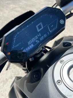 Yamaha MT 07 2022 - 10