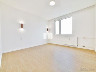Štýlový 4izbový byt 100m2 po kompletnej rekonštrukcií - prip - 10