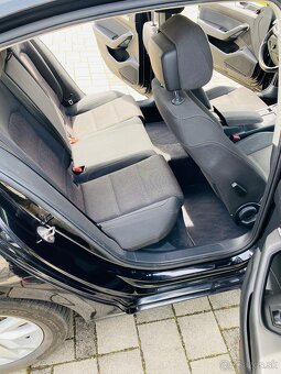 Volkswagen Passat B8 SEDAN 2.0 TDI 110 kW Comfortline - 10