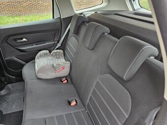 Predám výhodne zachovalú Dacia Duster benzín odpočet DPH - 10