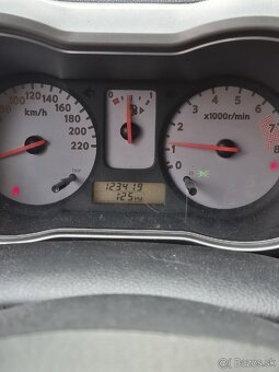 Predám Nissan Note 1 majiteľ STK/EK 11.2026 najazd 124 tisic - 10