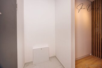 NOVOSTAVBA: 1,5 izb. byt, loggia + park. státie, v štandarde - 10